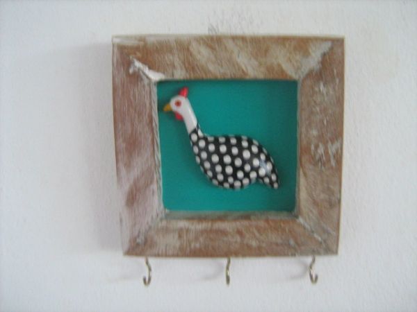 quadro de galinha d'angola porta chave